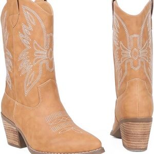Tan Western Embroidered Cowboy Boots
